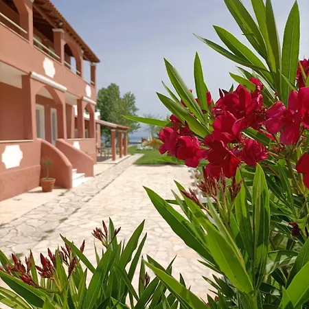 Melador Beachfront شقة Kávos