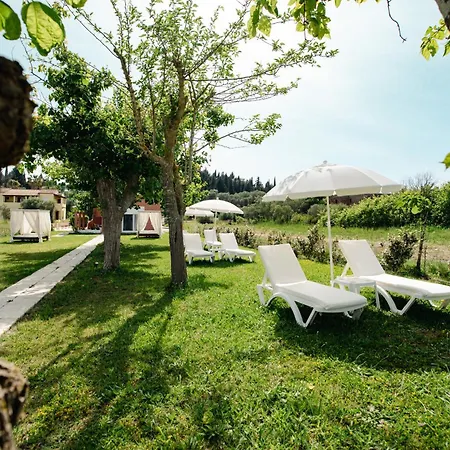 Melador Beachfront Daire Kávos