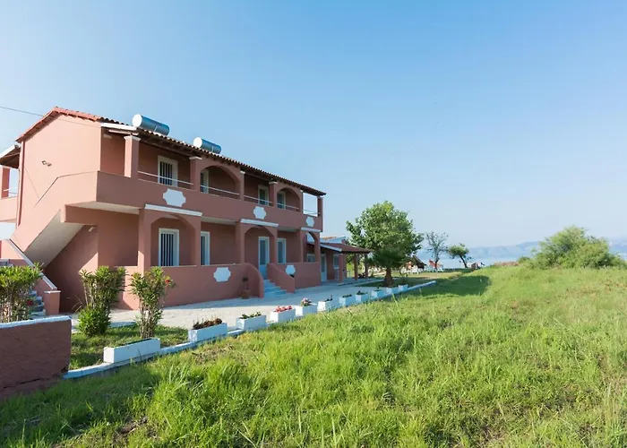 Melador Beachfront Lejlighed