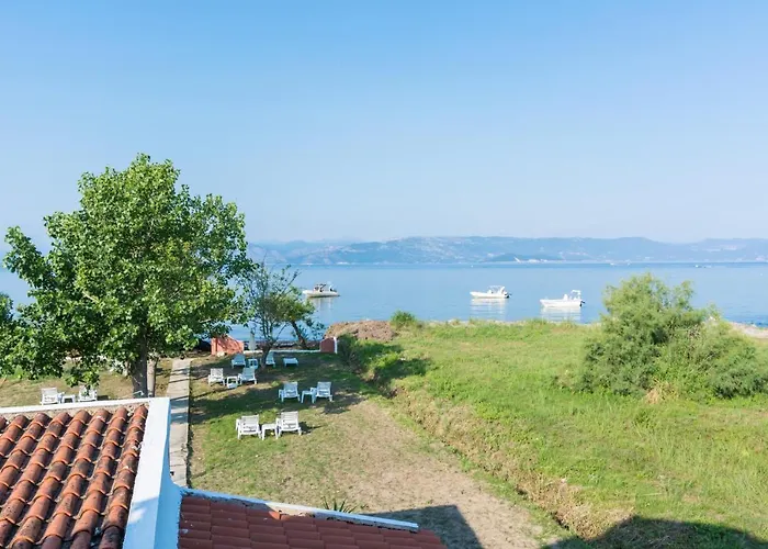 Melador Beachfront Kávos