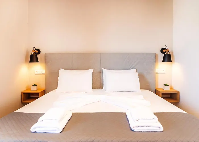 Melador Beachfront Lejlighed *