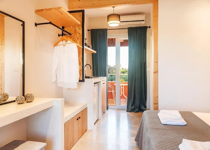 Melador Beachfront Kávos